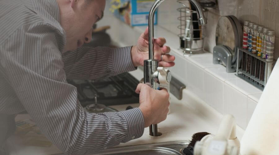 Expert burst pipe repair services in Bladenboro, NC